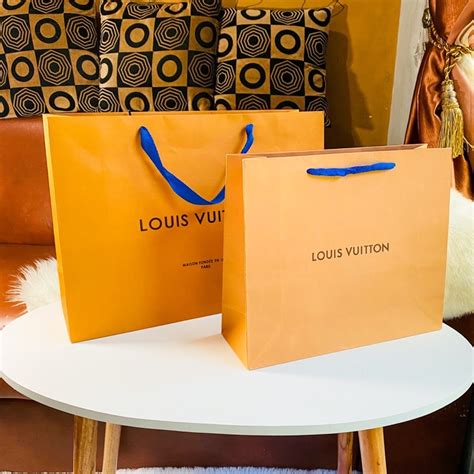 bolsa de papel louis vuitton|bolso Louis Vuitton grande.